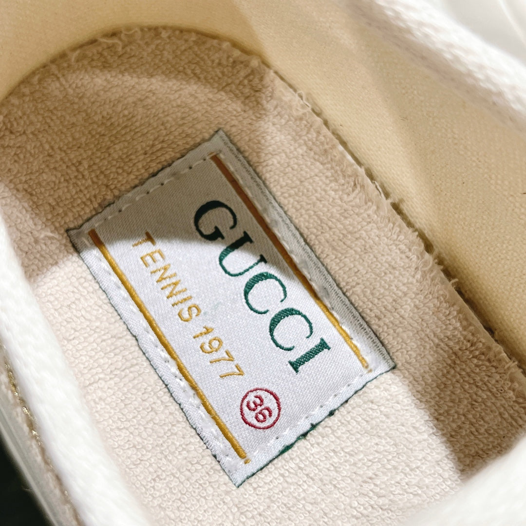 Gucci TENNIS 1977 Women's Platform Sneakers With GG Pattern
