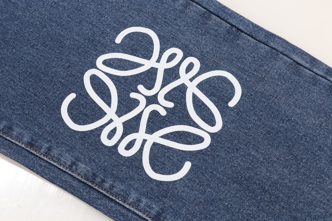 Givenchy Blue Denim Jeans With Signature Logo For Timeless Elegance