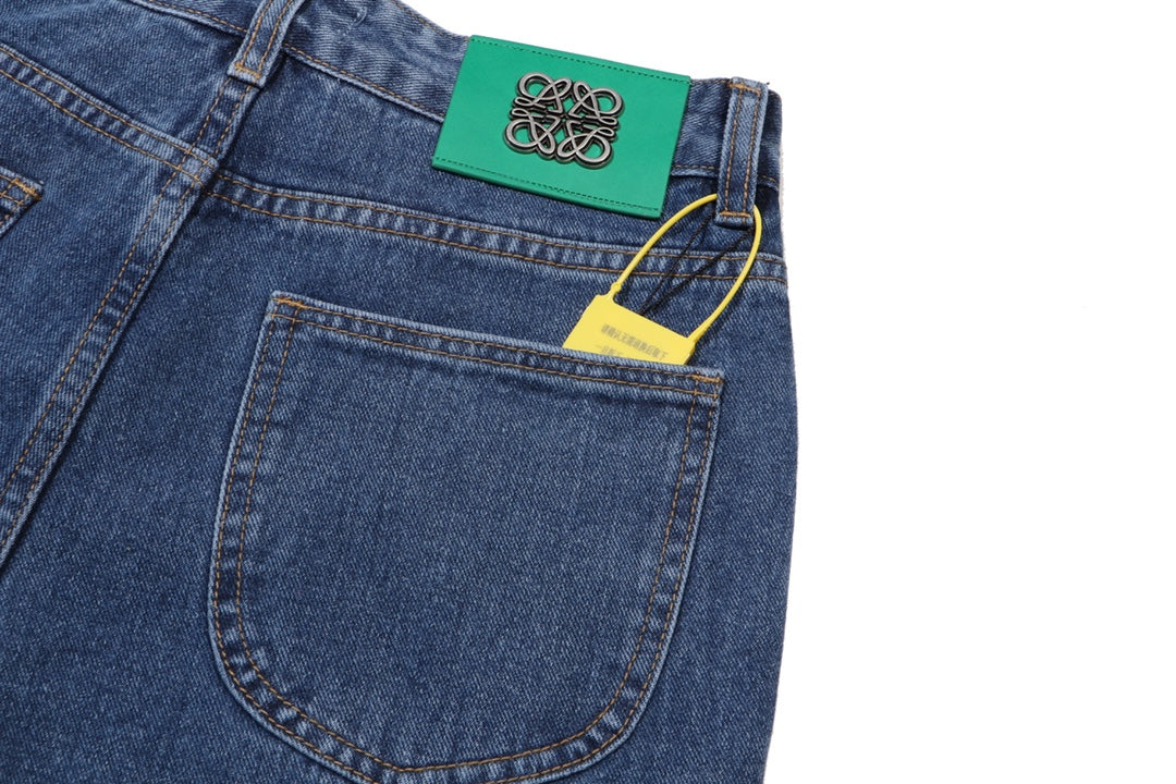 Givenchy Blue Denim Jeans With Signature Logo For Timeless Elegance