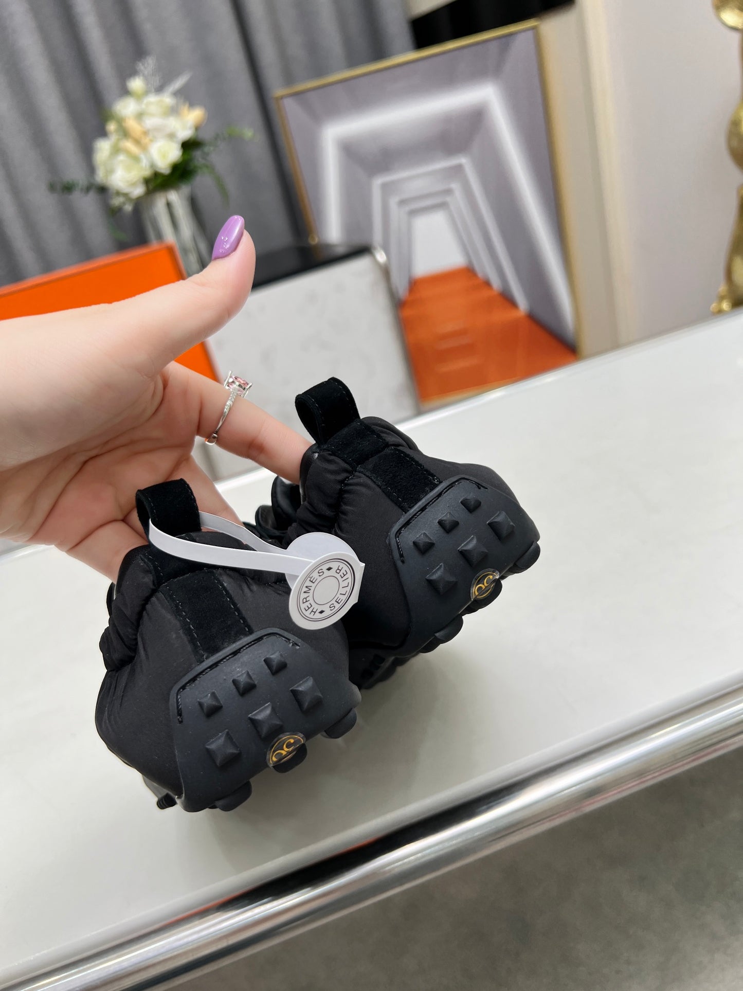 Hermès Unisex All - Black Sneakers For Timeless Luxury Casual Style