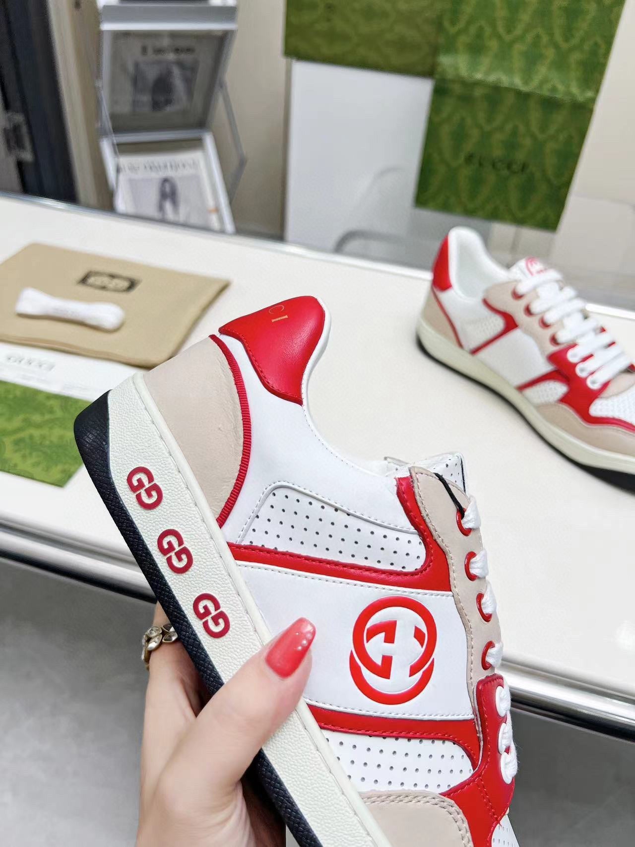 Gucci Screener Red White Leather Sneakers For Men And Women
