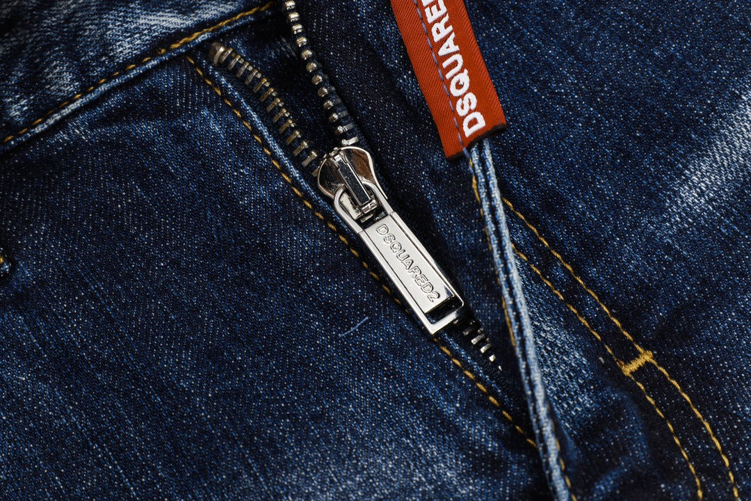 Stylish Dsquared2 Distressed Denim Jeans for Men with Vintage Wash and Ripped Details