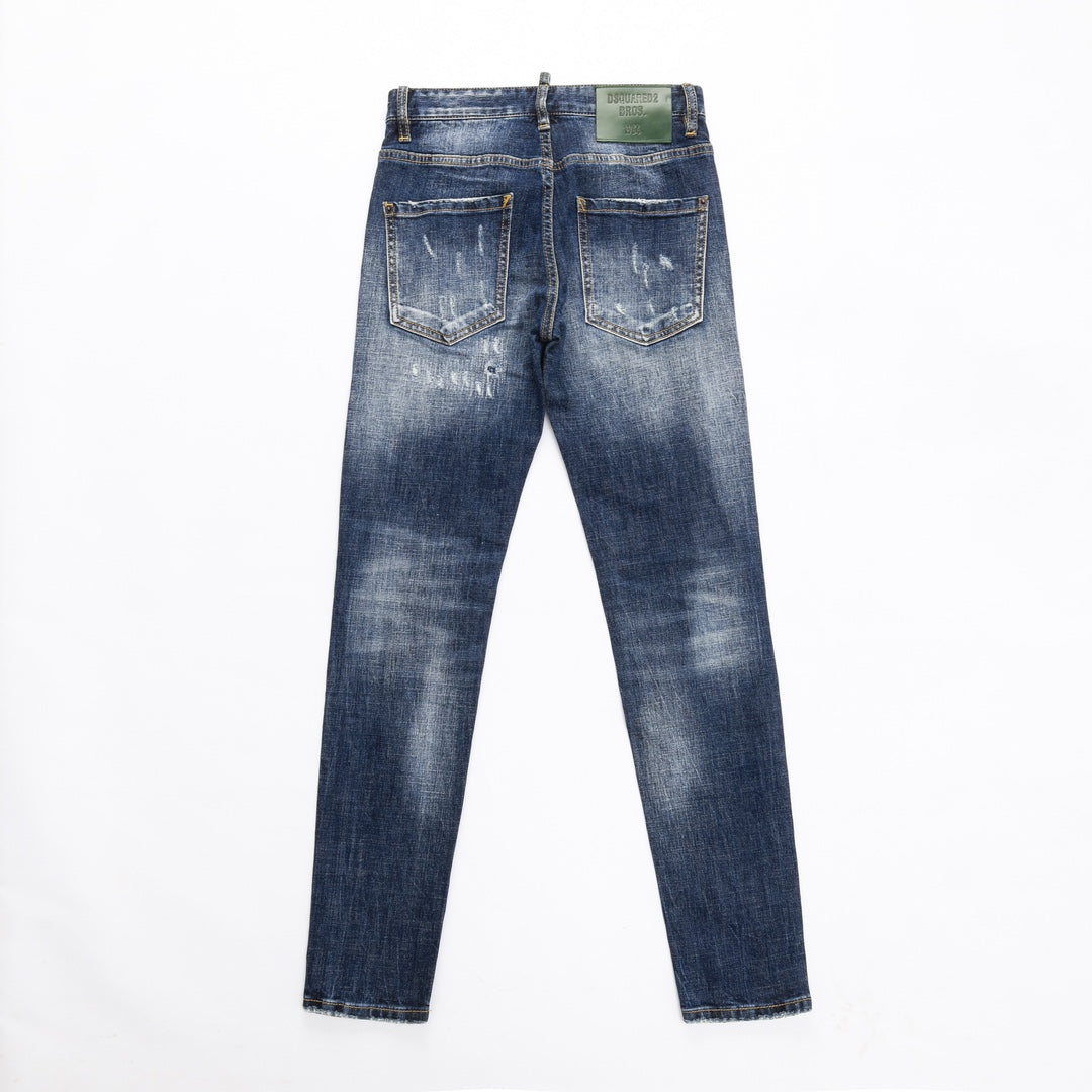 Stylish Dsquared2 Distressed Denim Jeans for Men with Vintage Wash and Ripped Details