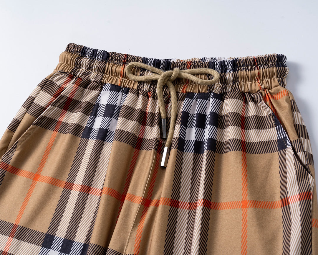 Burberry Men's Beige Plaid Short - Sleeve And Shorts Tracksuit