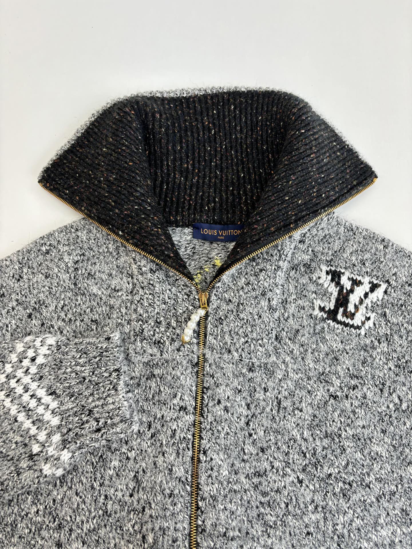 Louis Vuitton Men's Knitted Zip Up Sweater With Logo