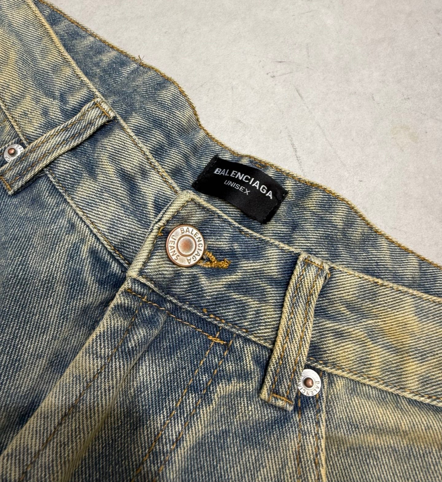 Balenciaga Unisex Jeans With Artistic Pattern And Vintage Wash