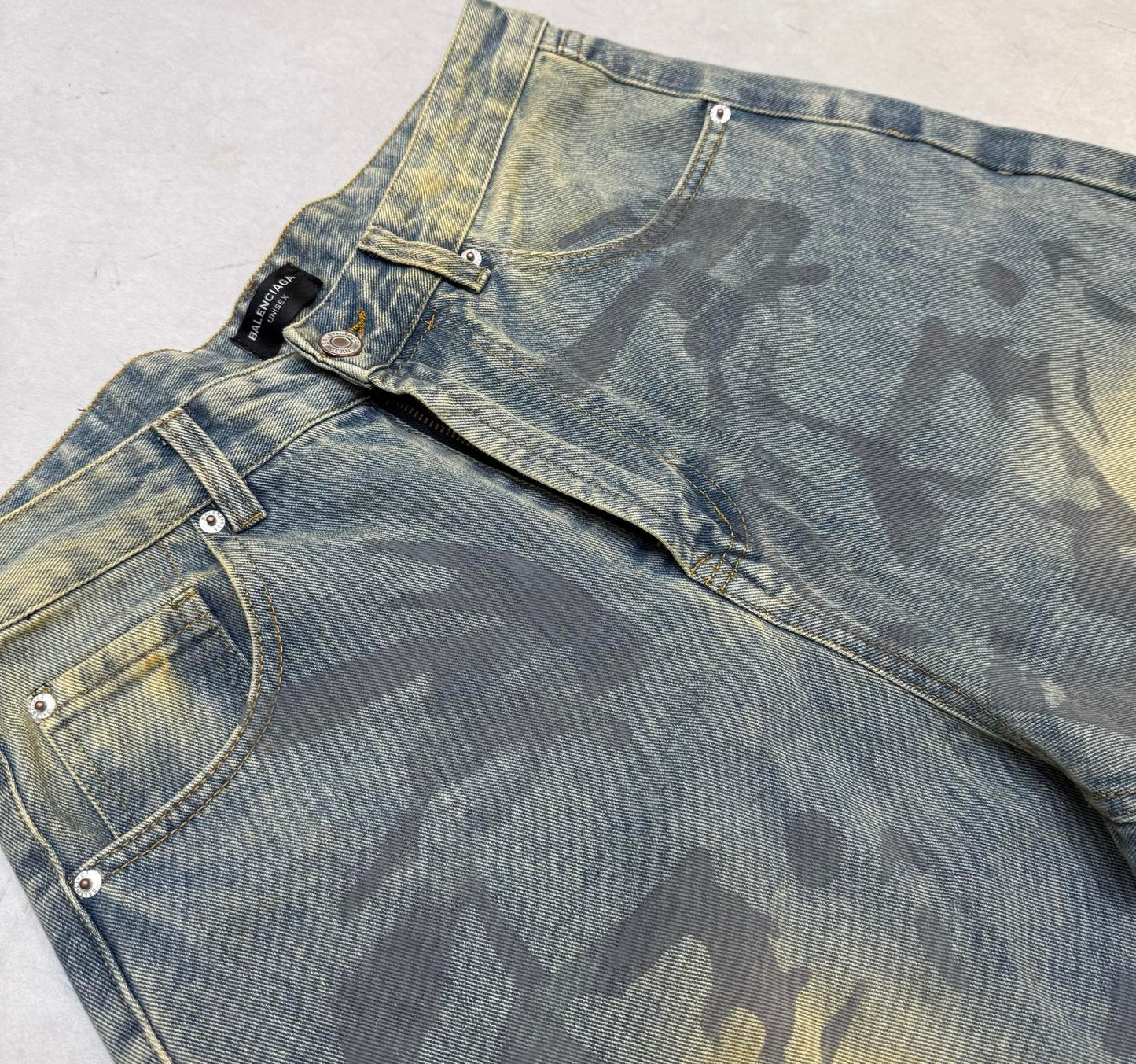 Balenciaga Unisex Jeans With Artistic Pattern And Vintage Wash