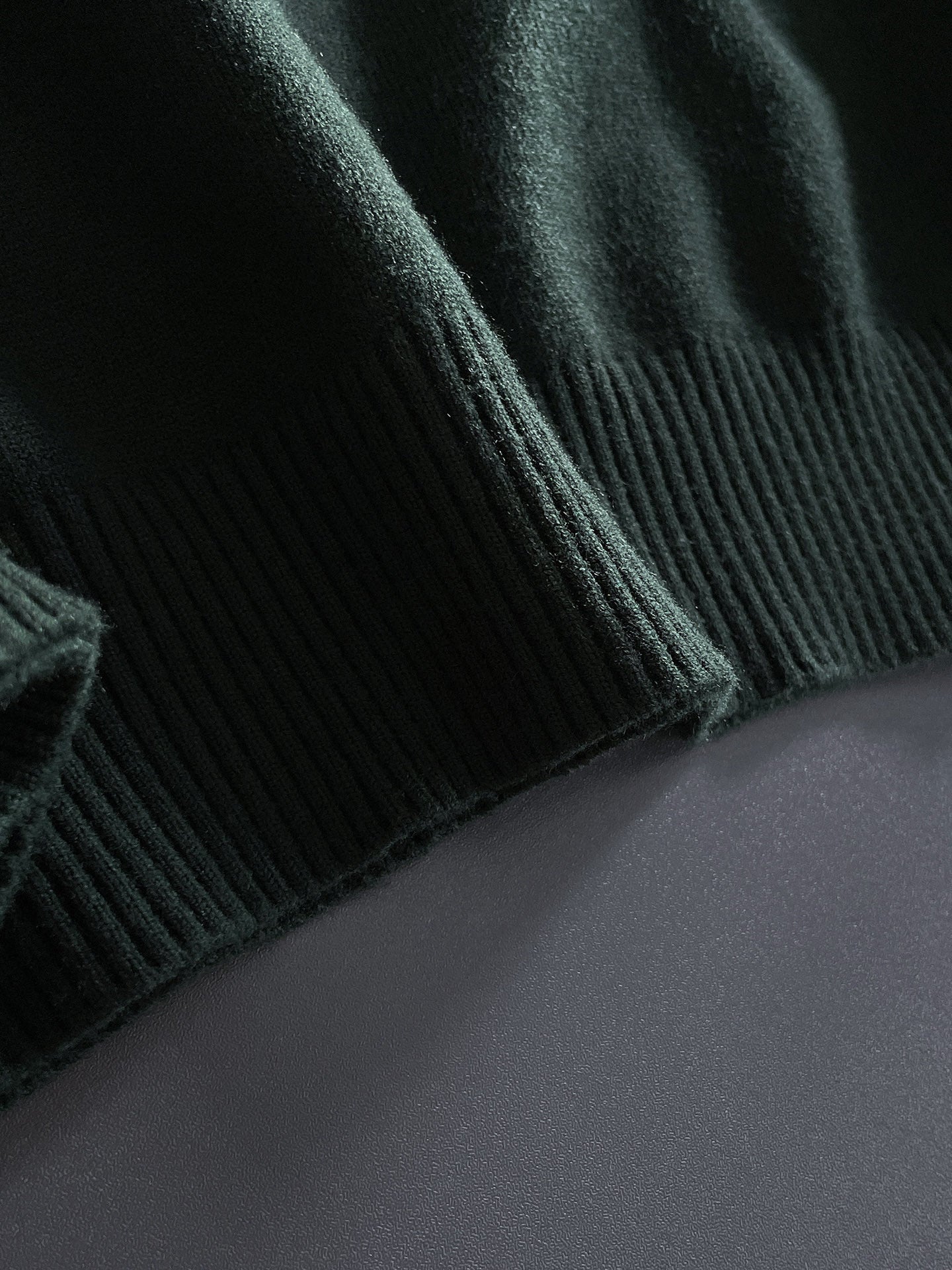 Gucci Men's Dark Green Crew Neck Knitted Sweater With Signature Details