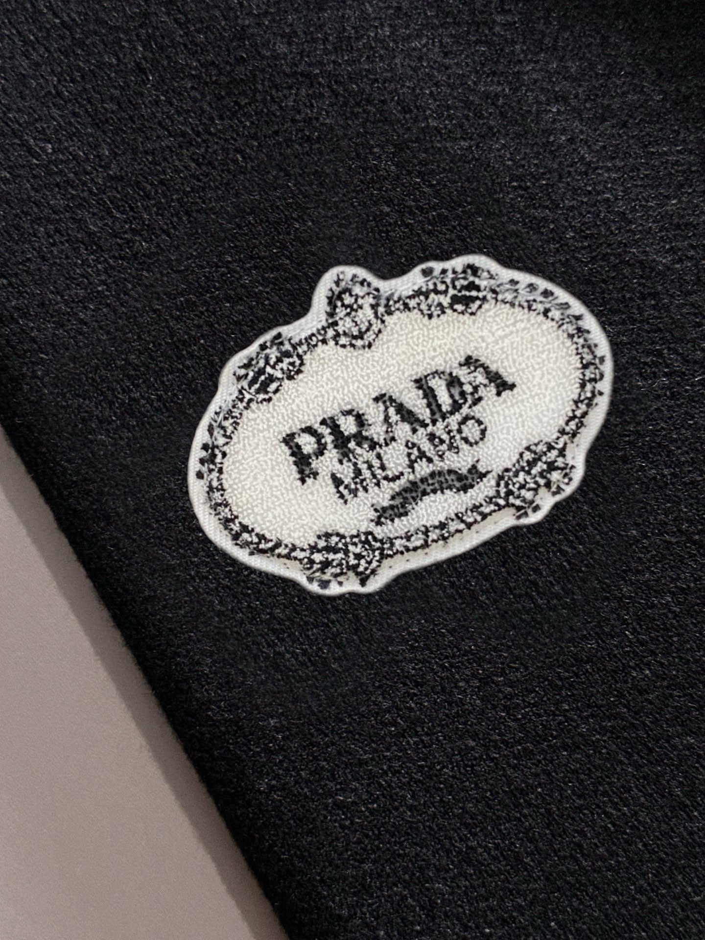Prada Men's Black Crew Neck Knitted Sweater With Logo