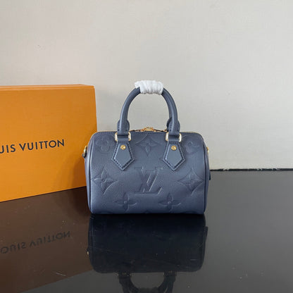 Elegant Louis Vuitton Speedy Bandoulière Bag In Navy Embossed Leather For Luxury Lovers