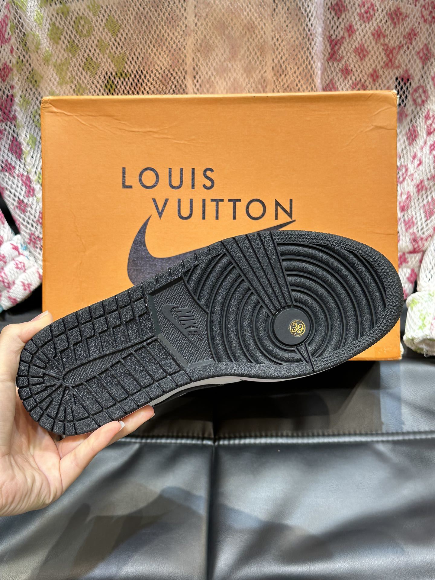 LV x Nike Collaborative Stylish And Comfortable Sneakers