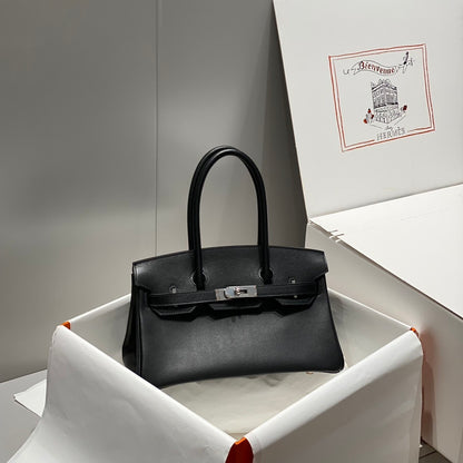Timeless Hermès Birkin Bag in Classic Brown Leather with Silver Hardware 169