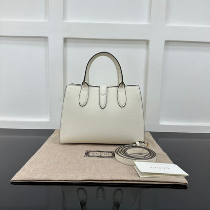 Gucci White Pebbled Leather Top Handle Bag With Silver Tone Hardware And Detachable Strap 795349