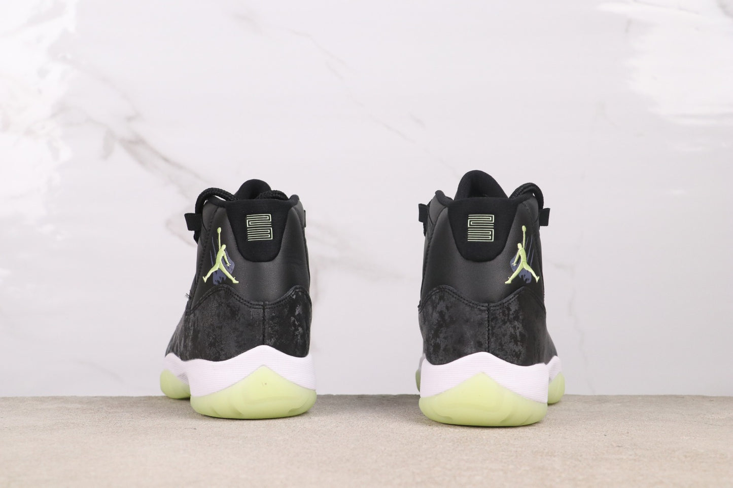 Air Jordan 1 Men's High-Top Basketball Sneakers Athletic Shoes