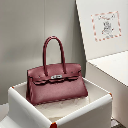 Timeless Hermès Birkin Bag in Classic Brown Leather with Silver Hardware 169