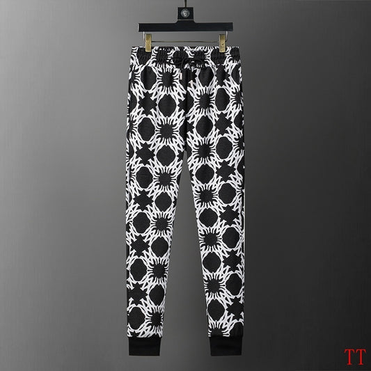 Men's AMIRI Black And White Patterned Hoodie And Jogger Set