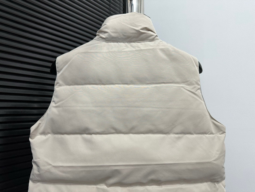 High Quality Canada Goose Down Vest For Warmth And Style