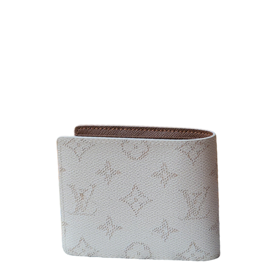 Stylish Louis Vuitton White Monogram Wallet For Timeless Luxury And Daily Use M14691