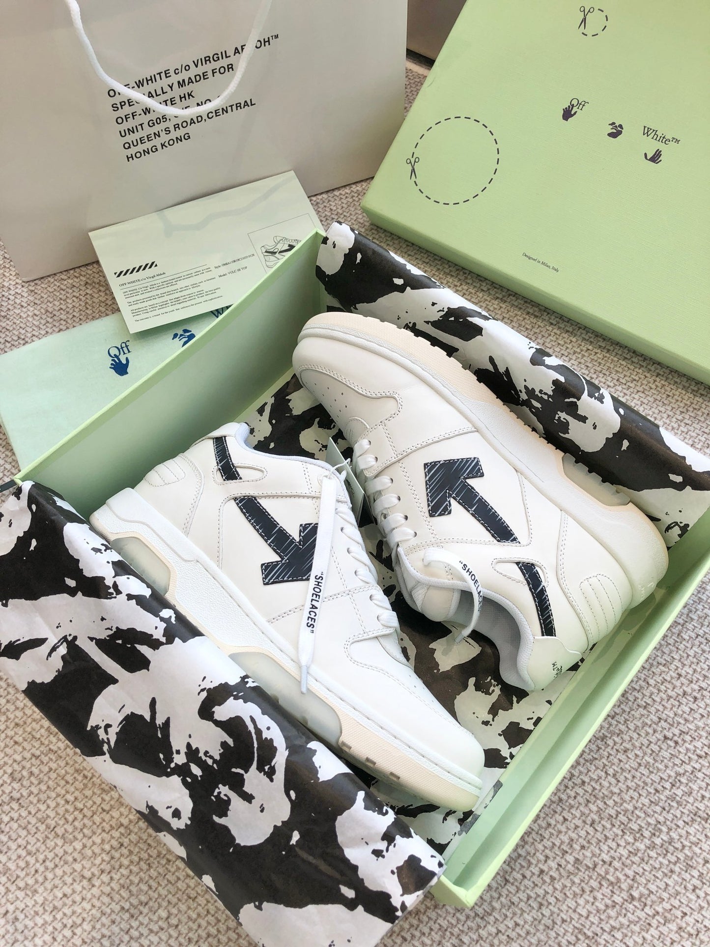 Off-White Out Of Office Low Top Sneakers Unisex