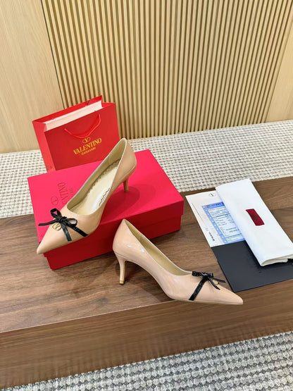 Valentino Women's Pointed Toe Bow High Heels Luxury Patent Leather Pumps