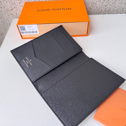 Classic Louis Vuitton Monogram Canvas Passport Holder for Travel and Style M26571