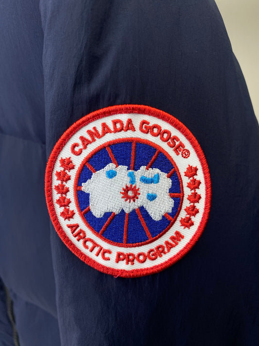 Canada Goose Grandview Women's Down Jacket For Winter Warmth