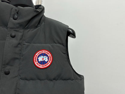 Canada Goose Dark Gray Down Vest: Stylish Warmth For Winter