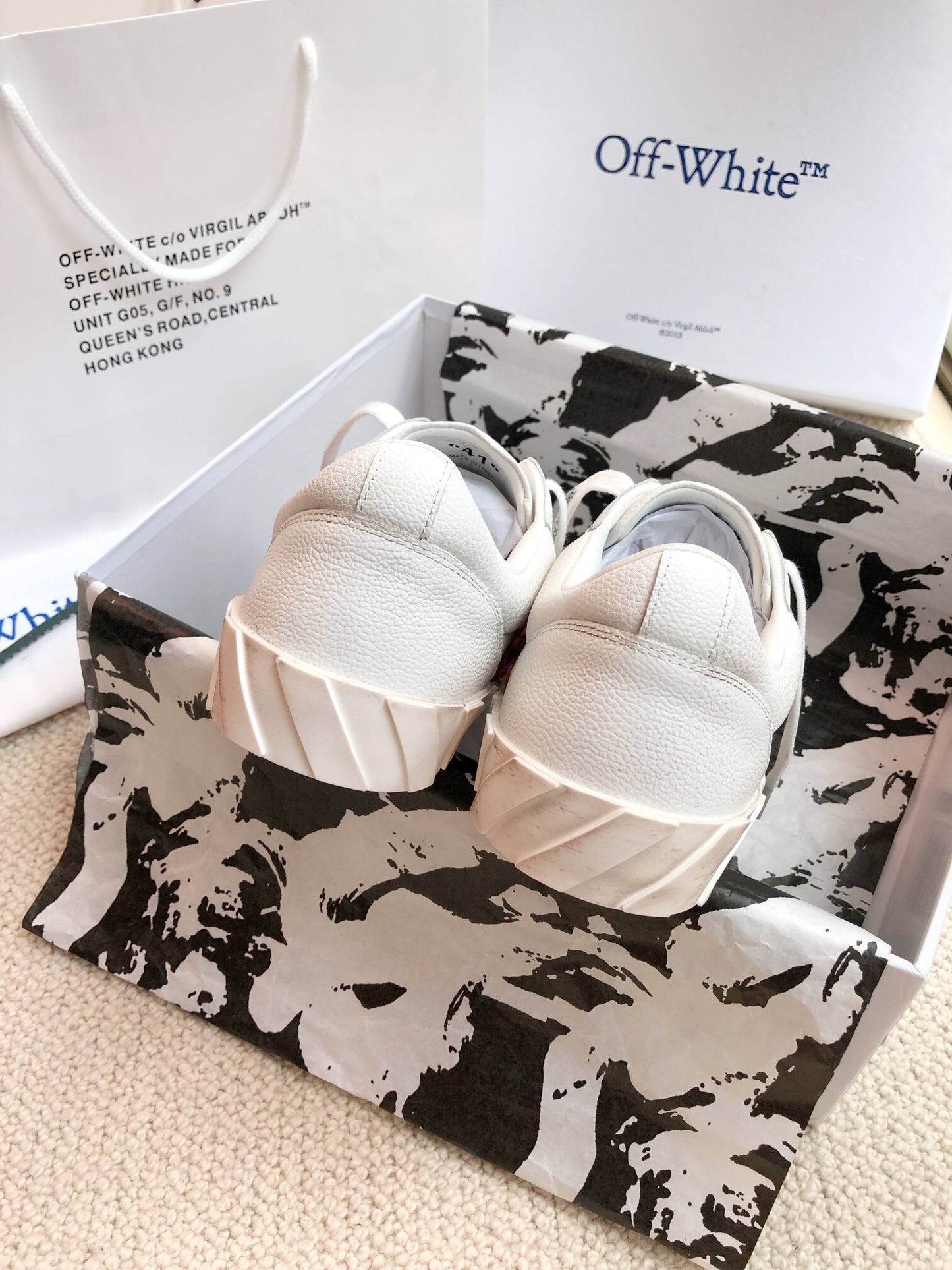Off-White Arrow Unisex Casual Sneakers