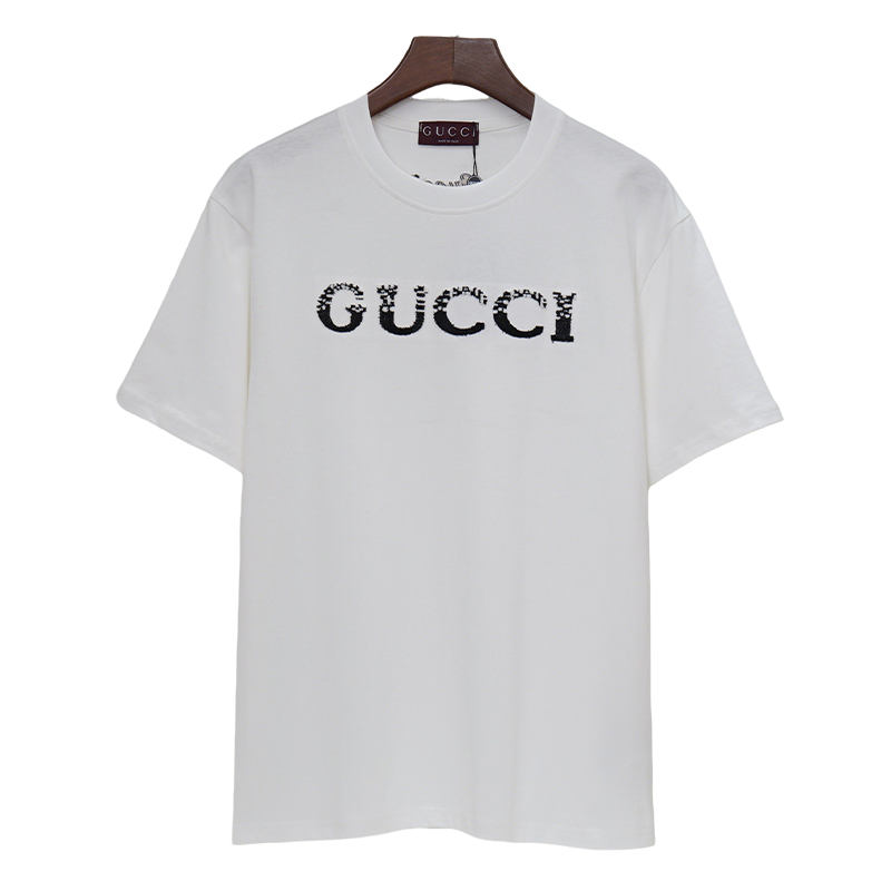Gucci White/Black Tee With Signature Logo For Timeless Luxury Fashion Enthusiasts