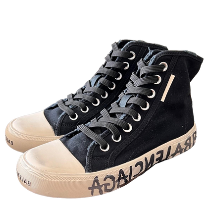 Balenciaga Unisex Black High-Top Canvas Sneakers with Brand Logo Sole for Timeless Luxury Streetwear