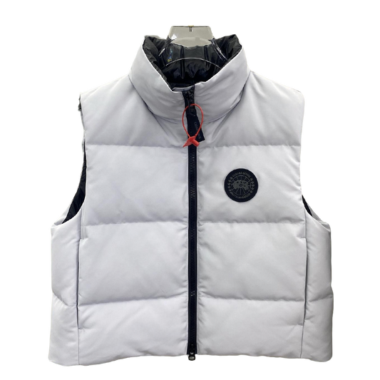 Women's White Canada Goose Style Down Vest: Timeless Warmth And Style