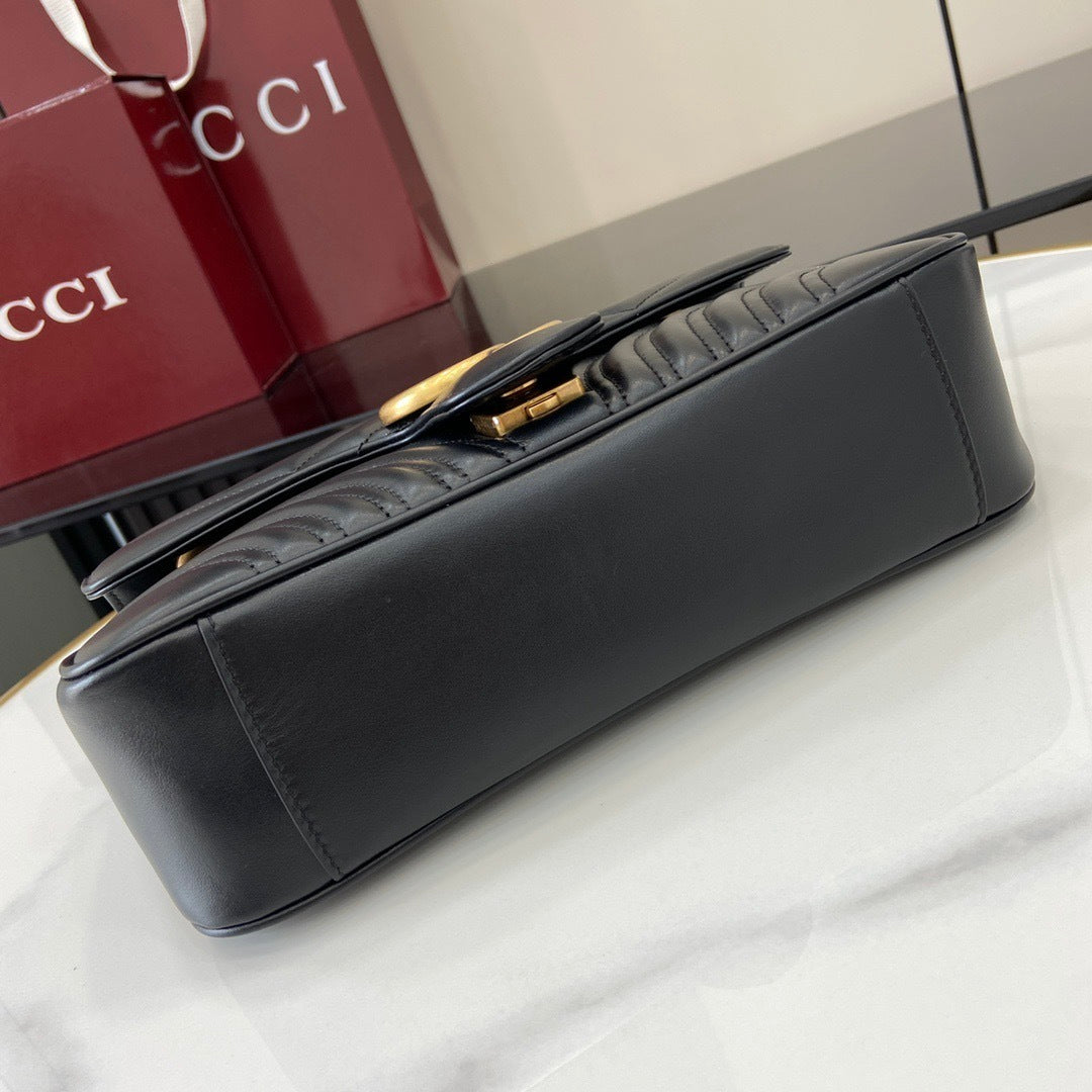 Gucci Black Matelassé Leather Shoulder Bag With Gold - Tone Double G Hardware And Chain Strap 443497