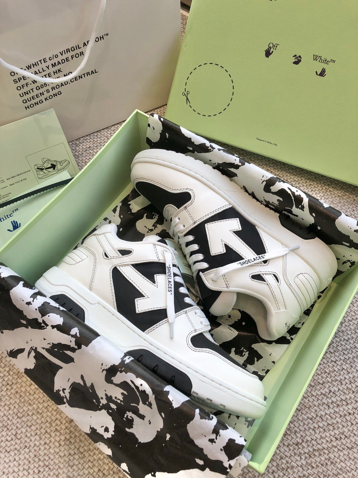 Off-White Out Of Office Low Top Sneakers Unisex