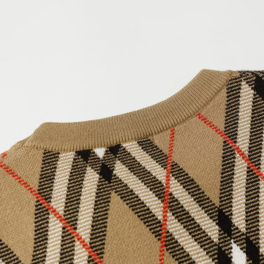 Burberry Men's Argyle Check Pattern Crew Neck Knitted Sweater
