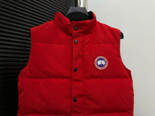 Canada Goose Red Down Vest: A Stylish And Warm Winter Essential