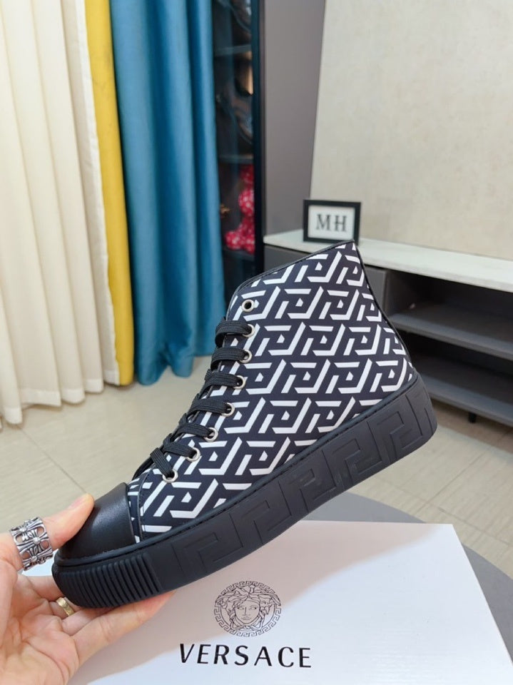 Versace Men's High-Top Sneakers - Luxury Designer Athletic Footwear with Baroque Print & Greek Key