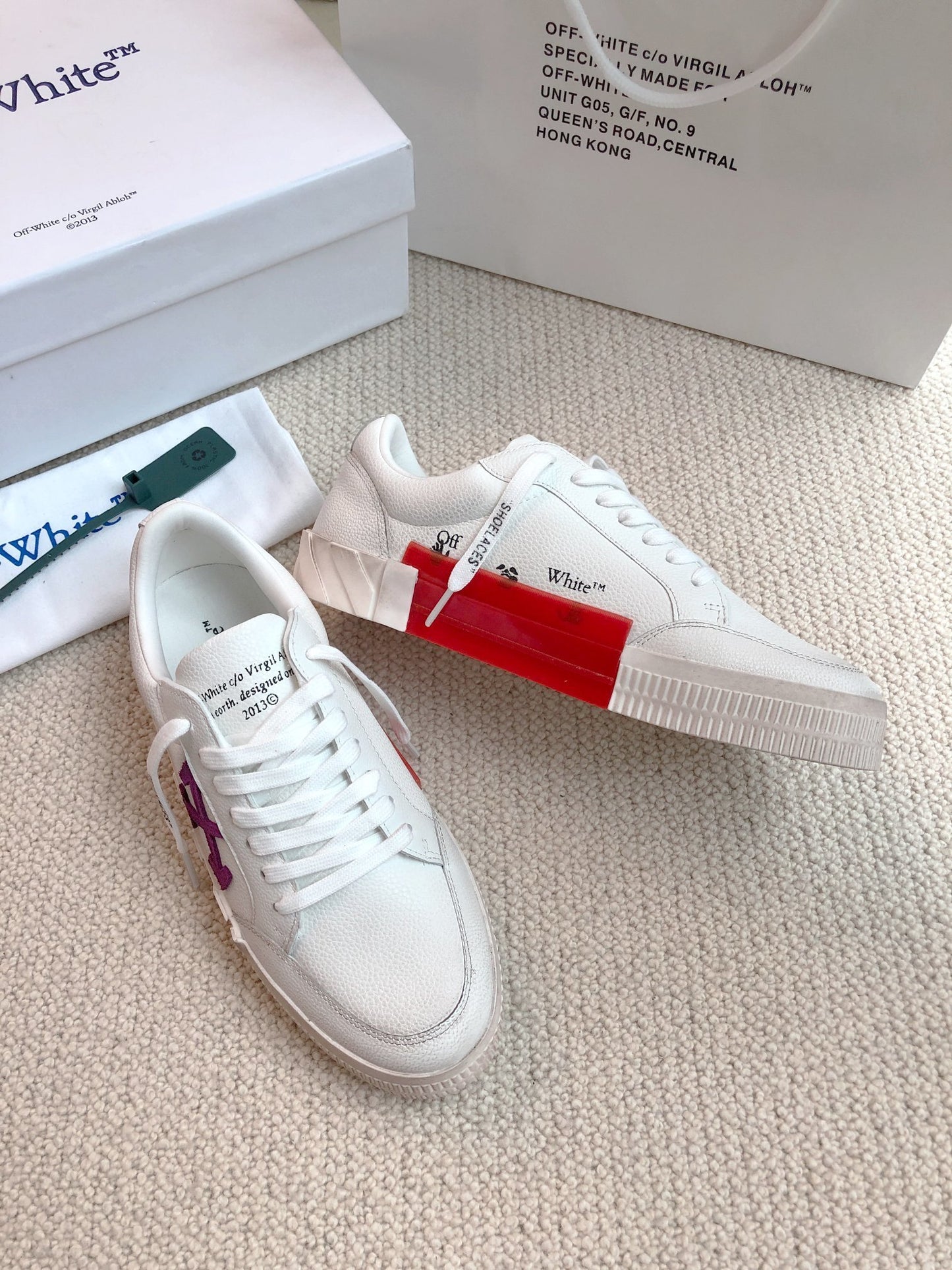 Off-White Arrow Unisex Casual Sneakers