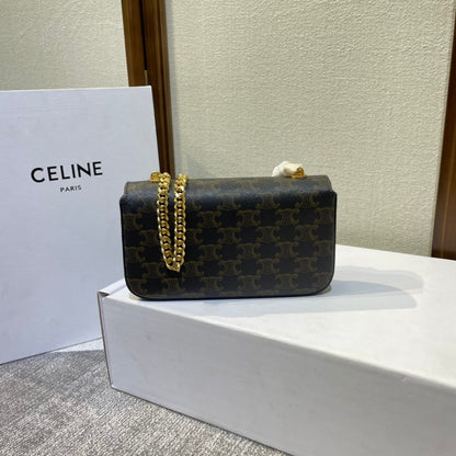 Celine shoulder bag Triomphe Patterned Chain Bag With Gold Logo Buckle 7992