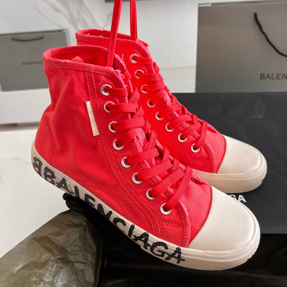 Balenciaga Unisex Red High-Top Canvas Sneakers with Brand Logo Sole for Luxury Street Fashion