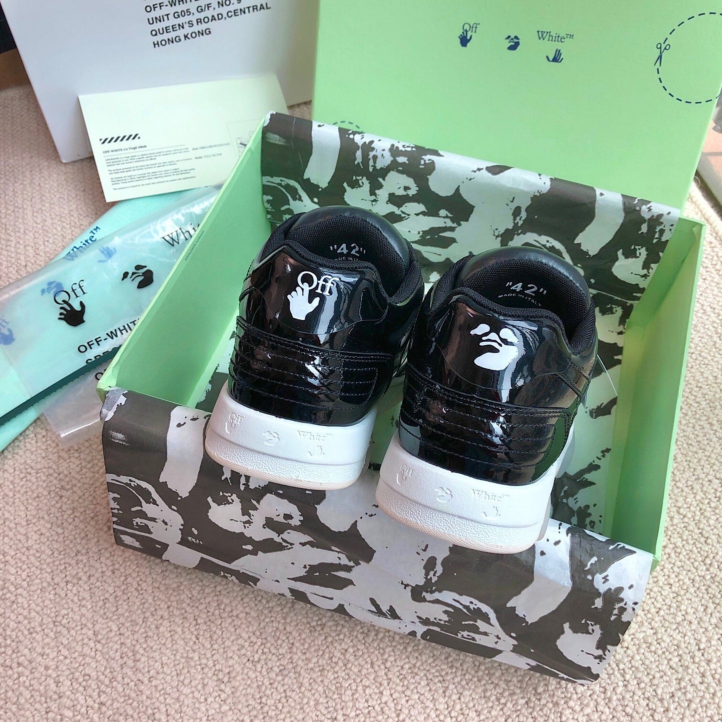 Off-White Out Of Office Low Top Sneakers Unisex