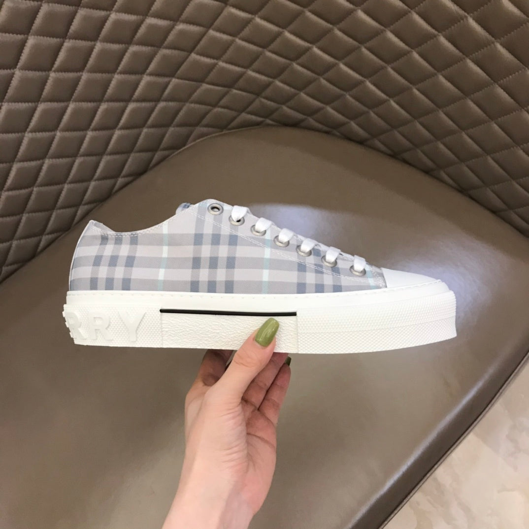 Burberry Unisex Grey Plaid Canvas Sneakers Stylish Comfortable Footwear For Men And Women With Iconic Check Pattern