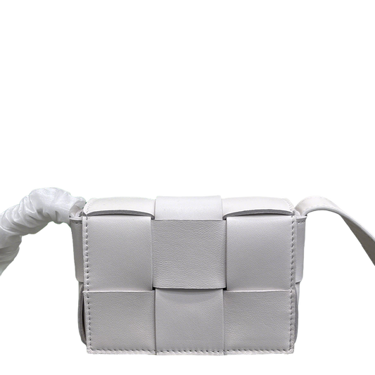 Bottega Veneta Cassette Bag White Leather Green Trim Intrecciato Weave Design Style No.6902