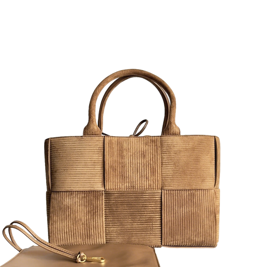 Stylish Bottega Veneta Handbag Crafted With Exquisite Woven Texture For Fashion Lovers BV757822