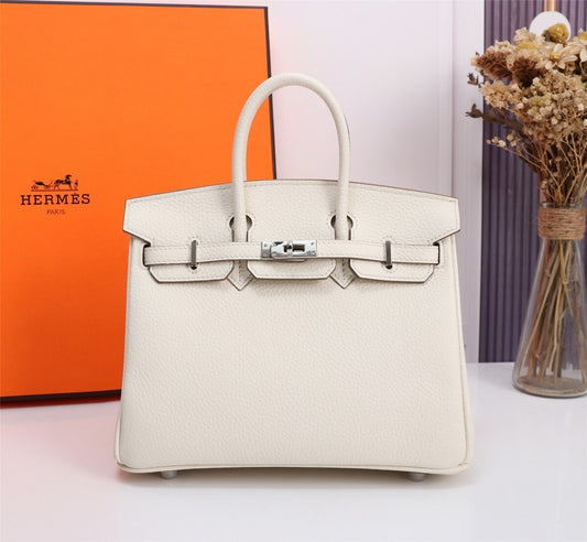 Classic Orange Hermes Birkin Handbag With Gold Hardware 5535