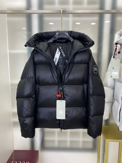 Canada Goose Crofton Puffer Jacket For Ultimate Cold - Weather Comfort
