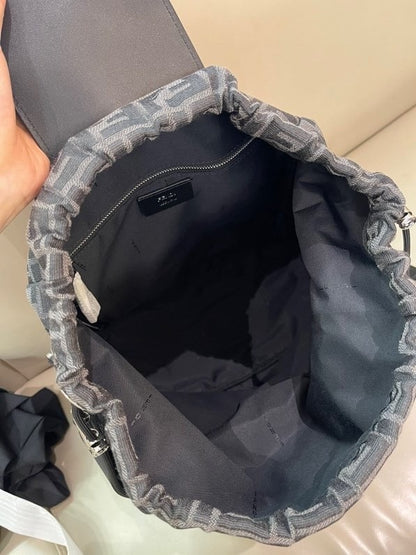 Stylish Fendi Backpack With Signature FF Pattern And Leather Branding Flap 7vz070