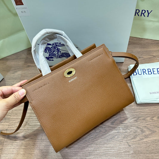 Timeless Cream Burberry Handbag with Gold - Tone Embellishment and Detachable Strap Style No.3491
