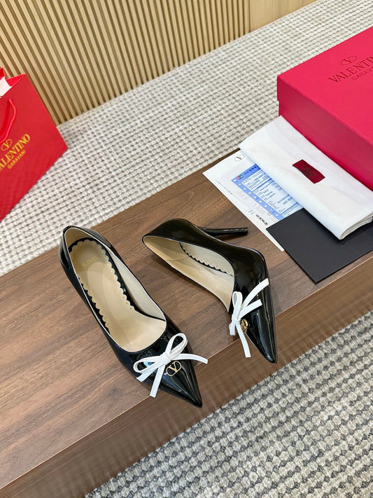 Valentino Women's Pointed Toe Bow High Heels Luxury Patent Leather Pumps