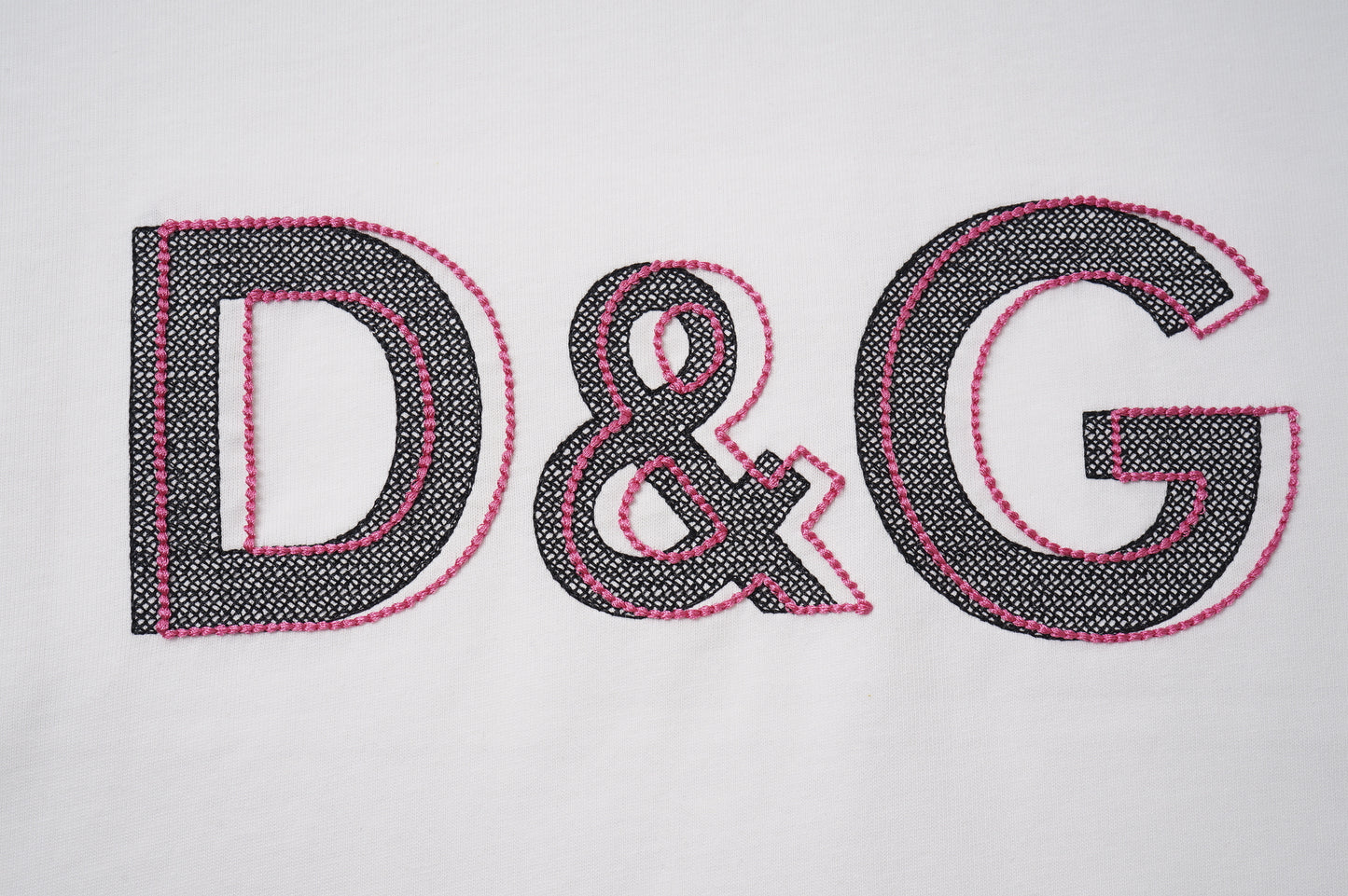 Stylish Dolce & Gabbana White/Black T - Shirt With Eye - Catching D&G Logo For Fashion Lovers