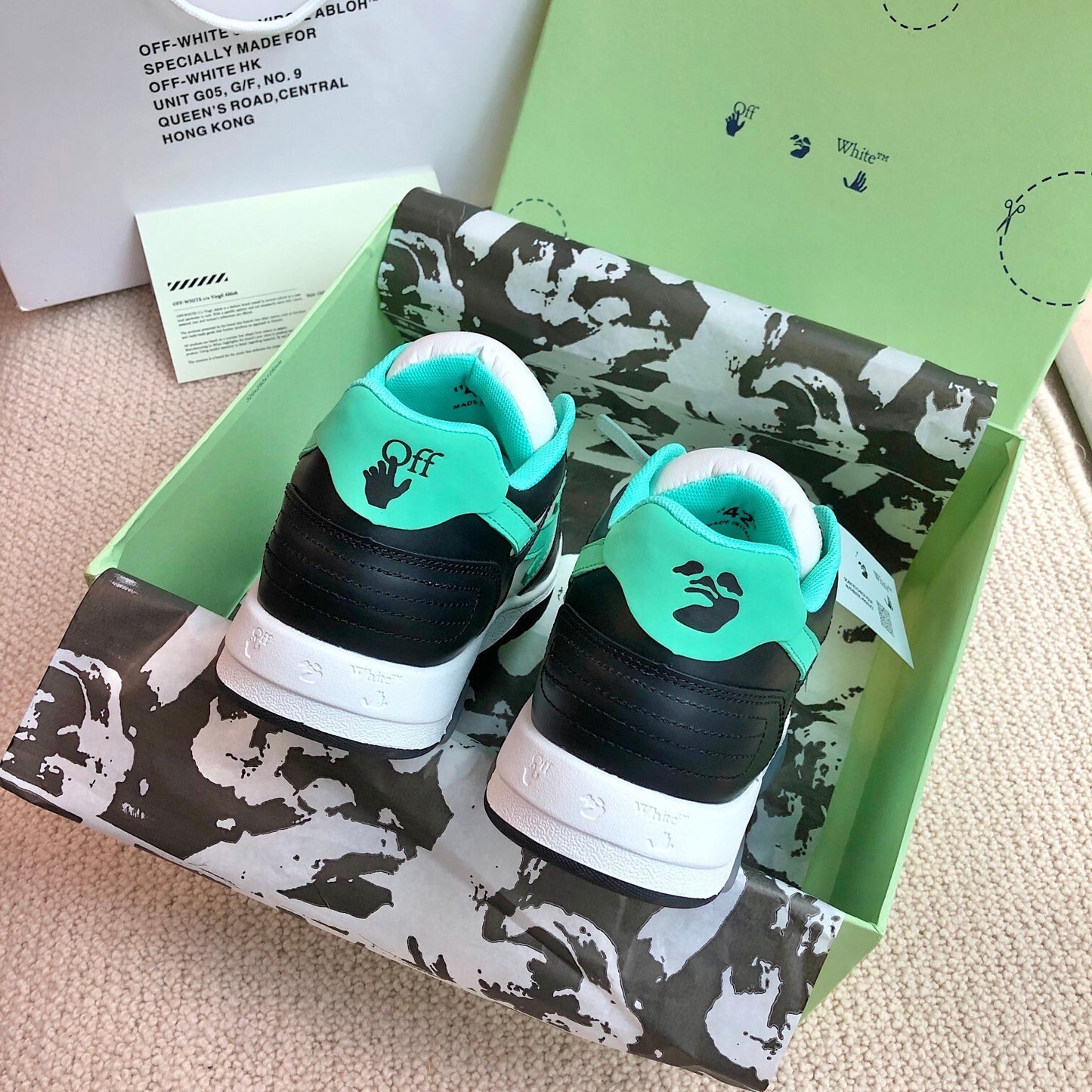 Off-White Out Of Office Low Top Sneakers Unisex